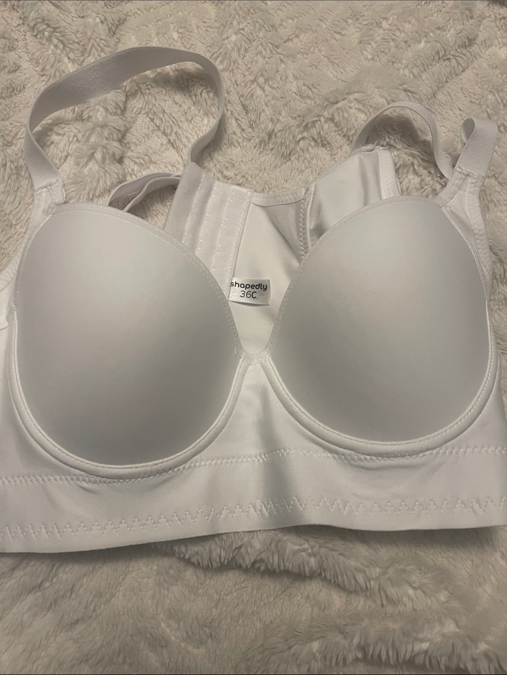 Everyday Smooth Nude Support Bra with Wide Band - Picture 4 of 9